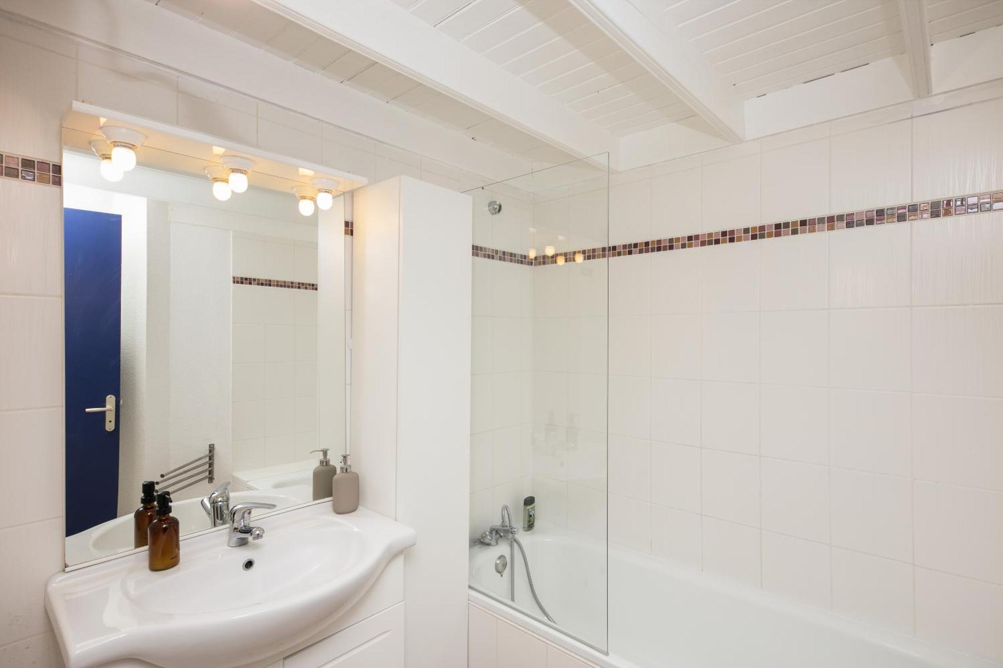 Apartamento Duplex Au Calme A Deux Pas Du Centre-ville Avec Parking Privatif Et Terrasse Brest