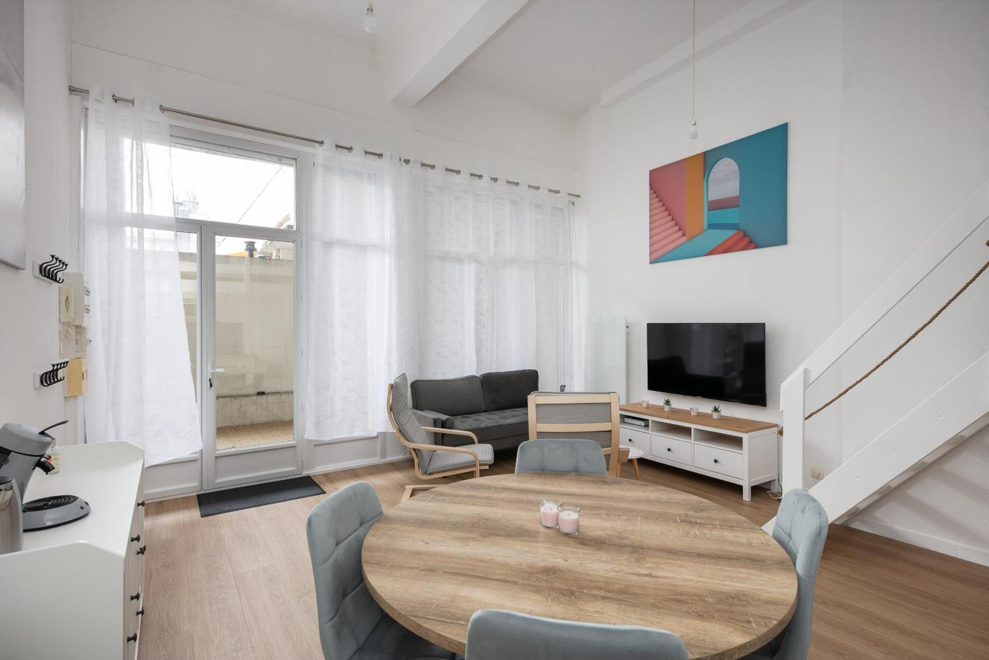 Duplex Au Calme A Deux Pas Du Centre-ville Avec Parking Privatif Et Terrasse * Brest